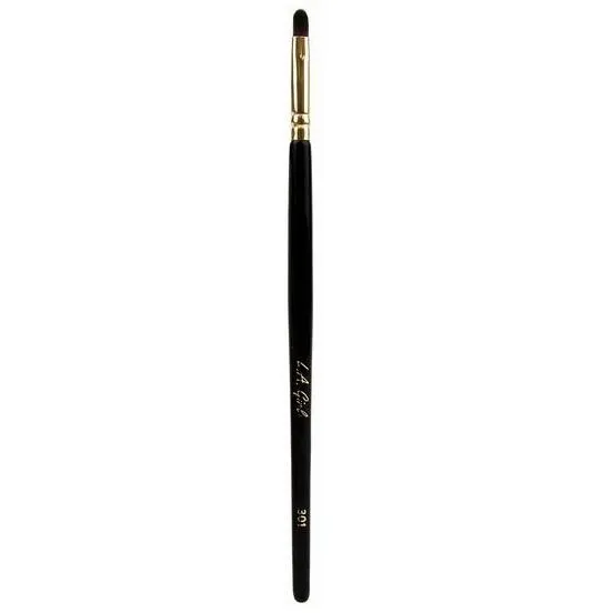 LA Girl Lip Brush